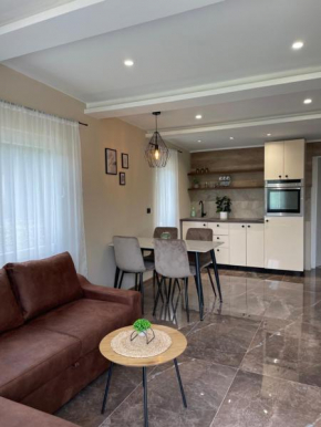 Bungalovi izvor Plive 2